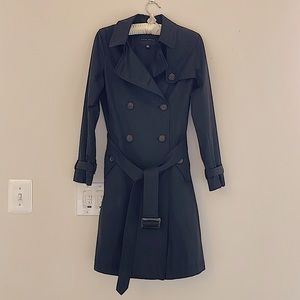 BANANA REPUBLIC black belted trench jacket